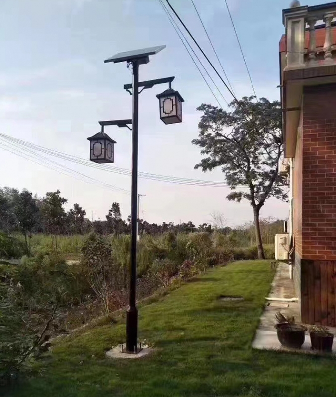 太陽能庭（tíng）院燈